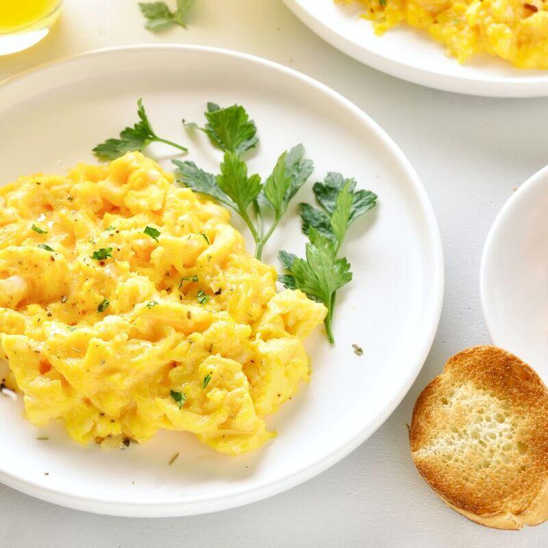 HUEVOS REBUELTOS
